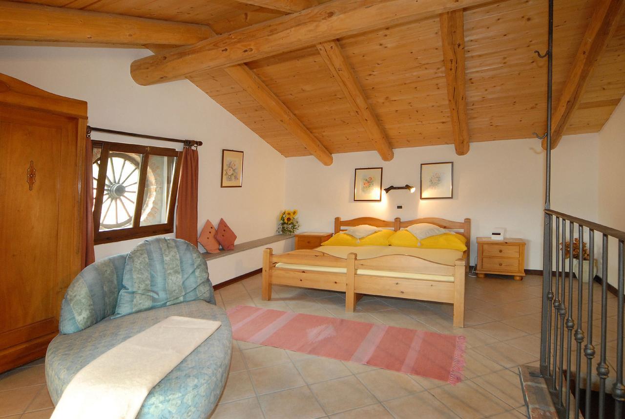 Agriturismo Sondrea Синио Экстерьер фото