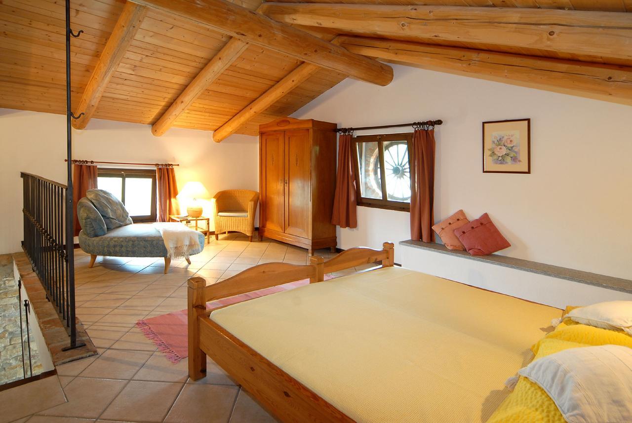 Agriturismo Sondrea Синио Экстерьер фото